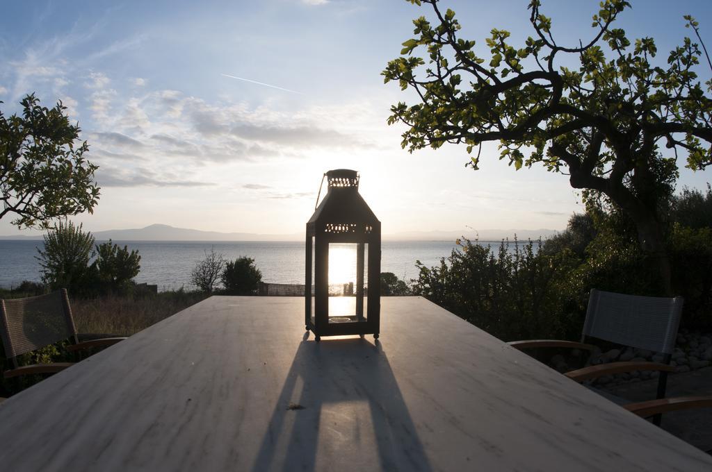 Messinian Blue Seaside Villa Каламата Экстерьер фото