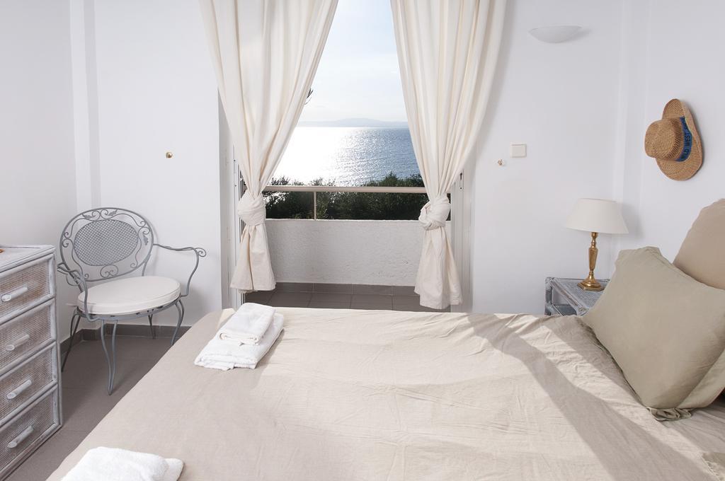 Messinian Blue Seaside Villa Каламата Экстерьер фото